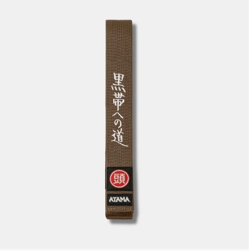 Faixa Premium ATAMA Bordada – Marrom - Image 2