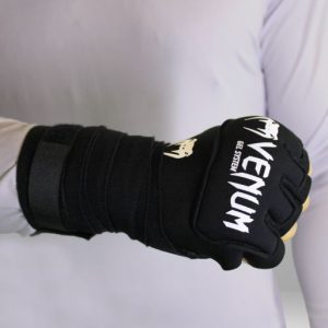 Bandagem de gel Venum Pro DARK – Preta