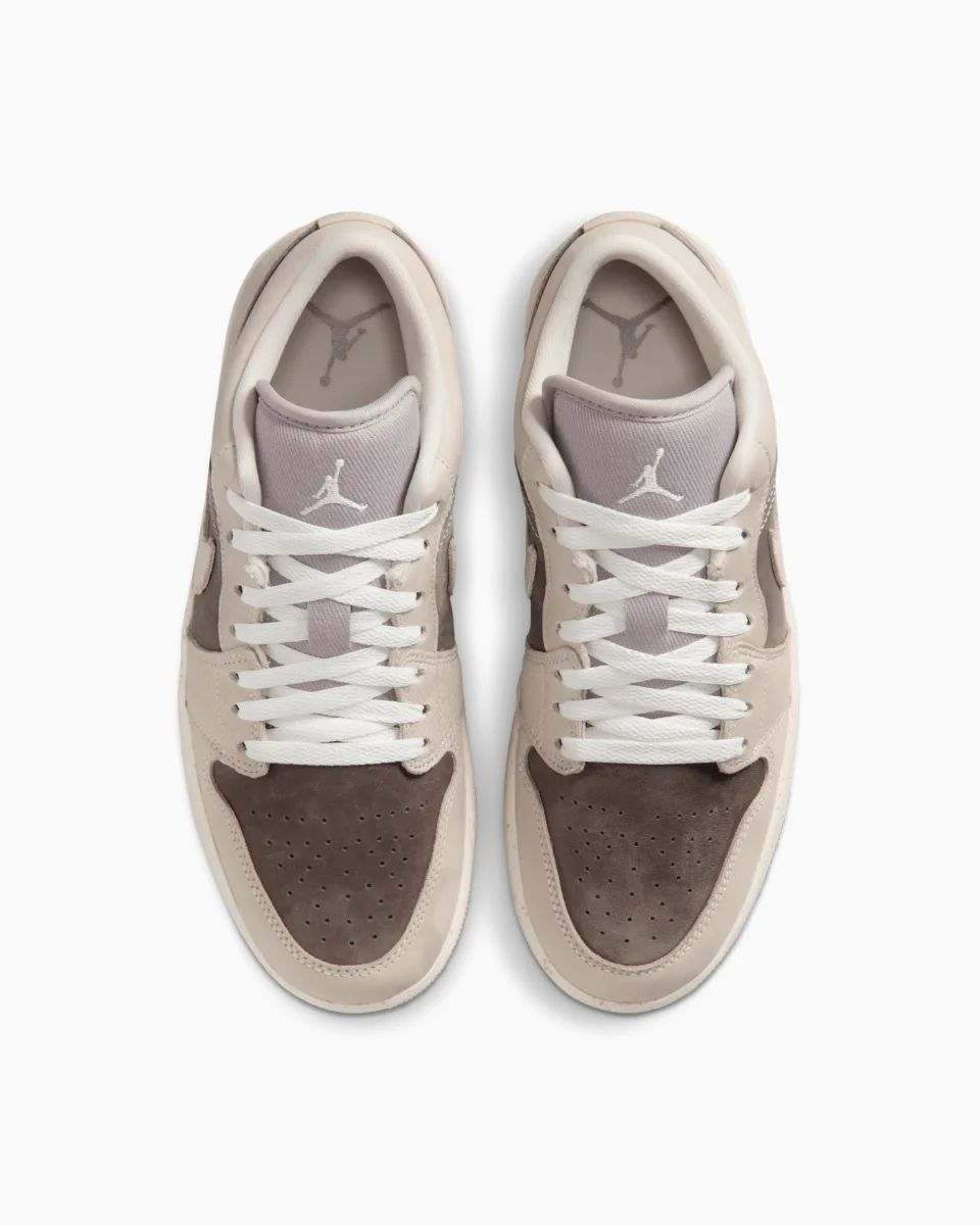 Air Jordan 1 Women's Low SE - Image 4