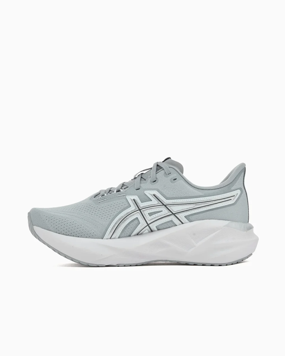 ASICS Women's Novablast 5 ATC - Image 3