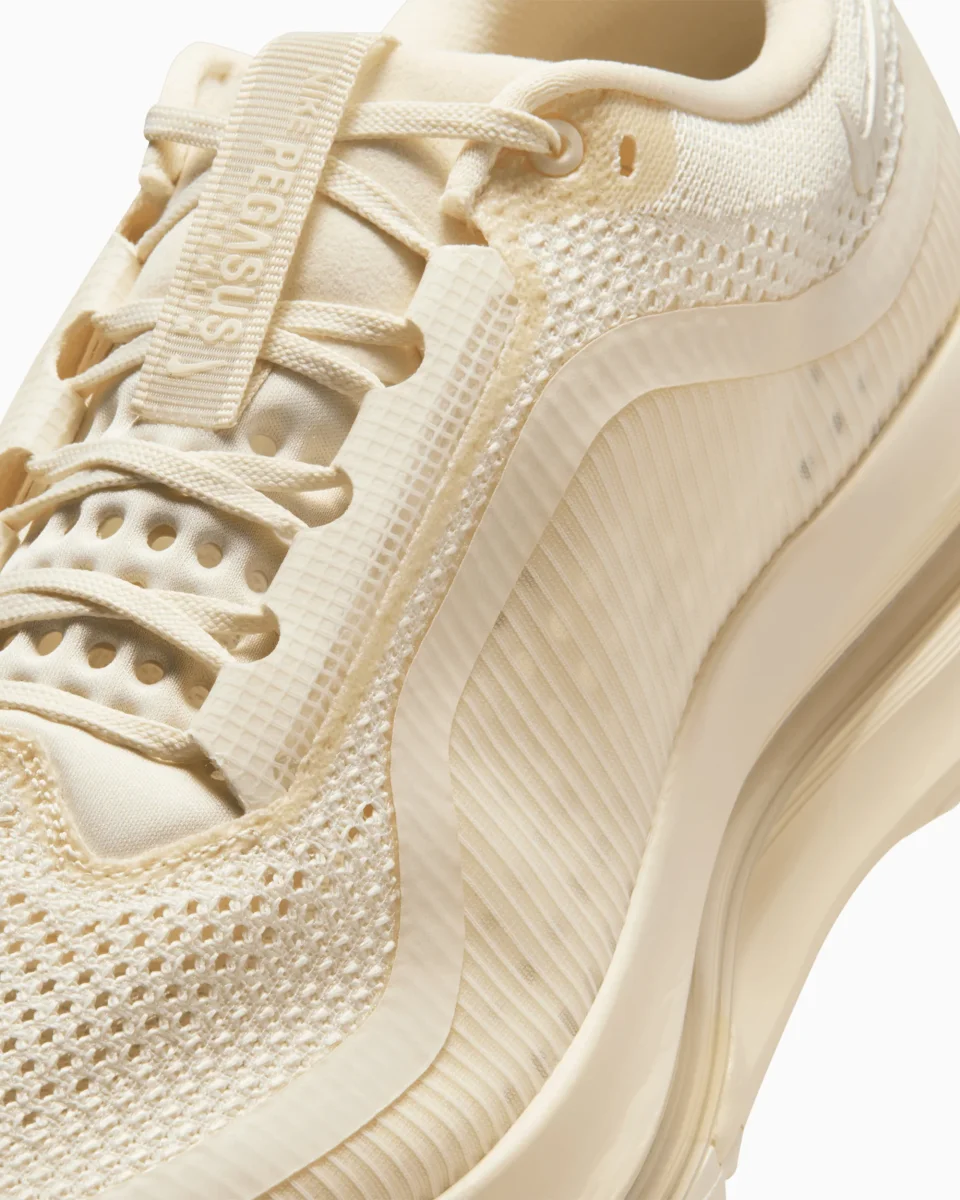 Nike Pegasus Premium SP - Image 8