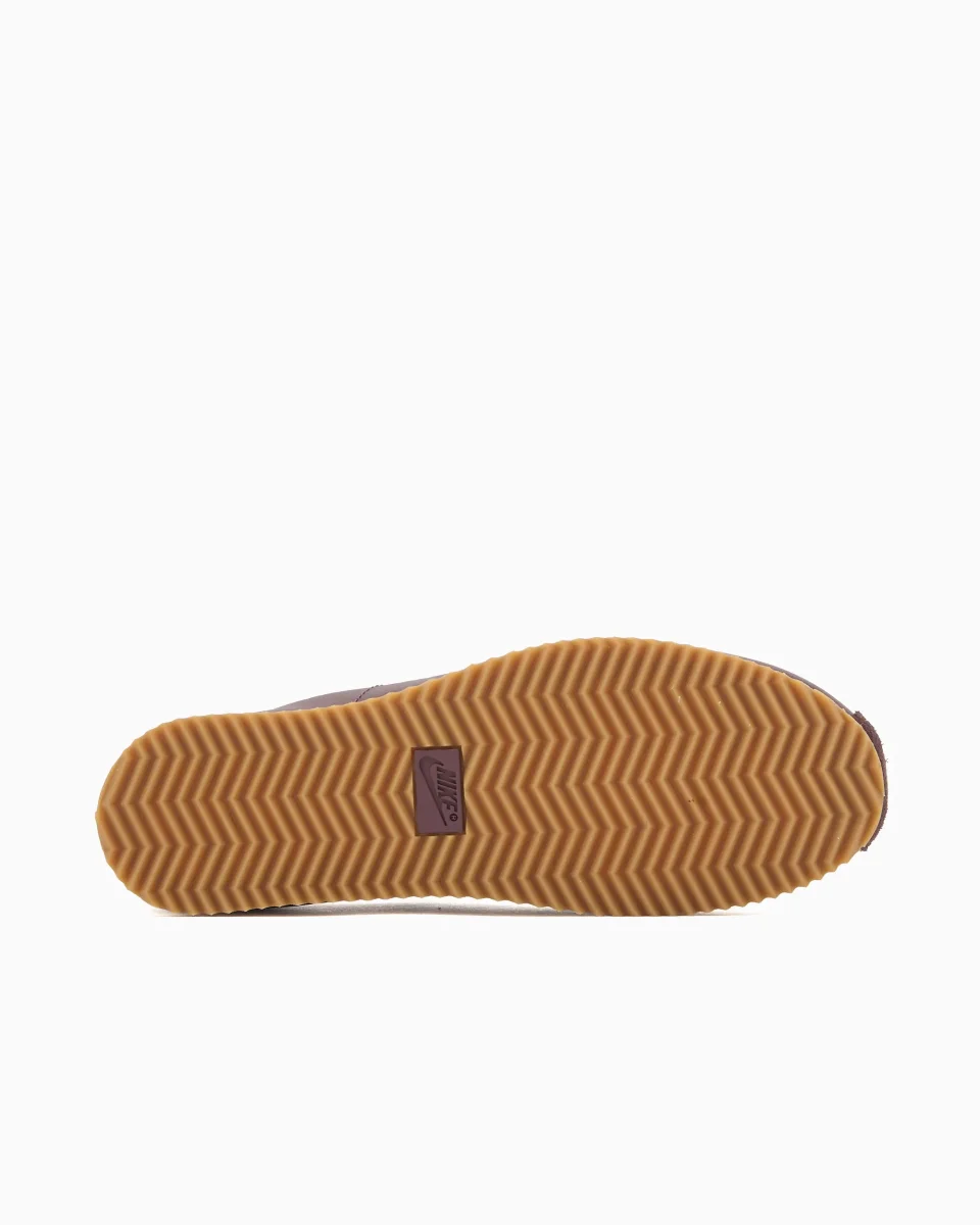Nike Women's Cortez Leather - Image 5