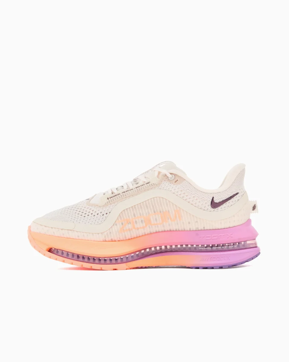Nike Women's Pegasus Premium - Image 3